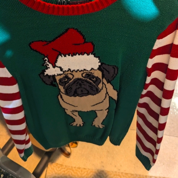 Men's Christmas sweater and Tee - Picture 1 of 6